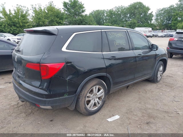 Honda PILOT LX 2016 5FNYF5H15GB040890 Image 4