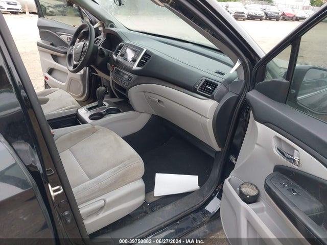 Honda PILOT LX 2016 5FNYF5H15GB040890 Image 5
