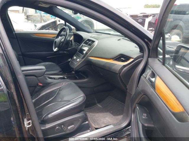 5LMCJ3C92GUJ12543 Lincoln Mkc Reserve