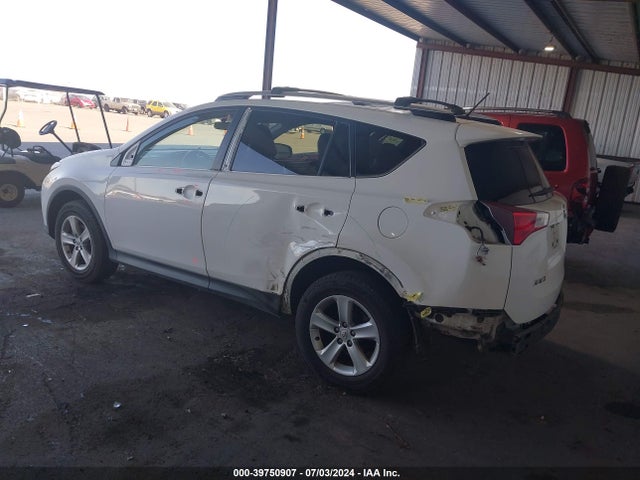 Toyota Rav4 Xle 2014 JTMRFREVXED050175 Image 3