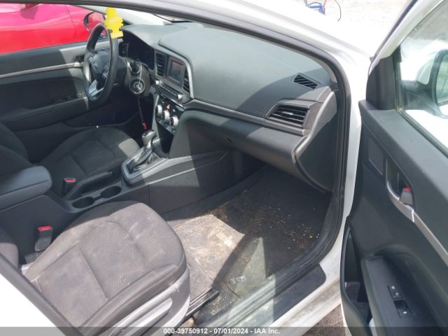 5NPD74LF0KH452038 Hyundai ELANTRA SE