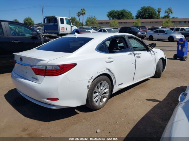 JTHBW1GG6E2072914 Lexus ES 300H