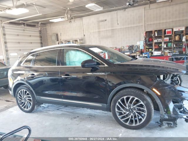 2LMPJ8LP6KBL54187 Lincoln Nautilus Reserve