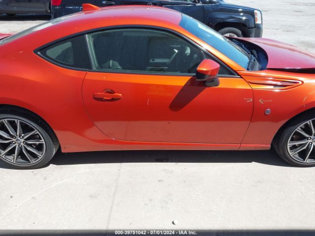 JF1ZNAA16H8703952 Toyota 86