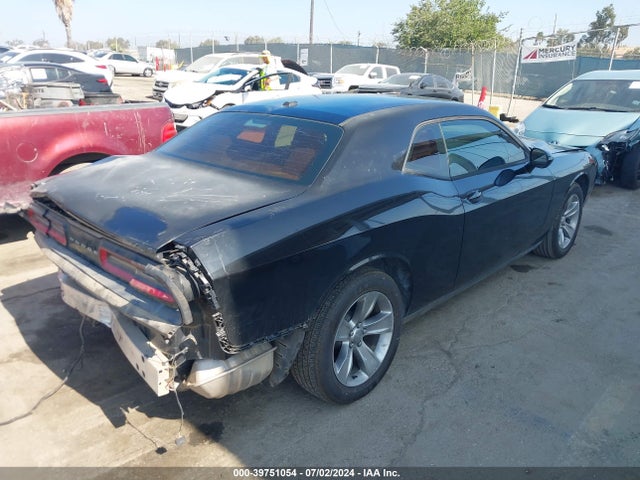Dodge Challenger Sxt 2015 2C3CDZAGXFH700215 Image 4
