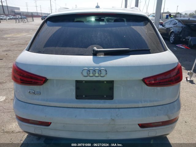 WA1BCCFS6JR004359 Audi Q3 2.0t Premium/2.0t Sport Premium