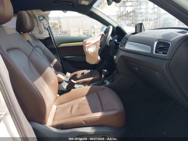 WA1BCCFS6JR004359 Audi Q3 2.0t Premium/2.0t Sport Premium