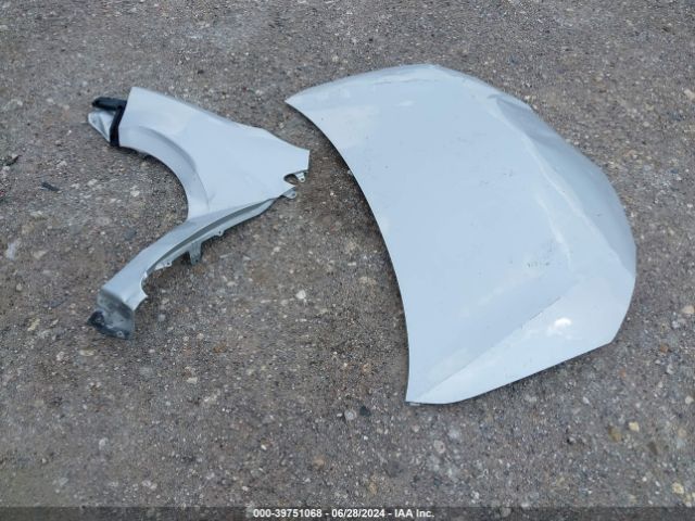 2T1BURHE1FC308827 Toyota Corolla S Plus