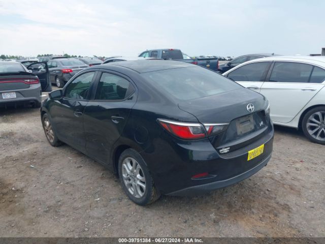 3MYDLBZV7GY143046 Scion IA