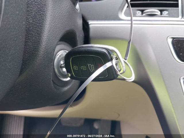 Hyundai SONATA SE 2015 5NPE24AF3FH243193 Image 11