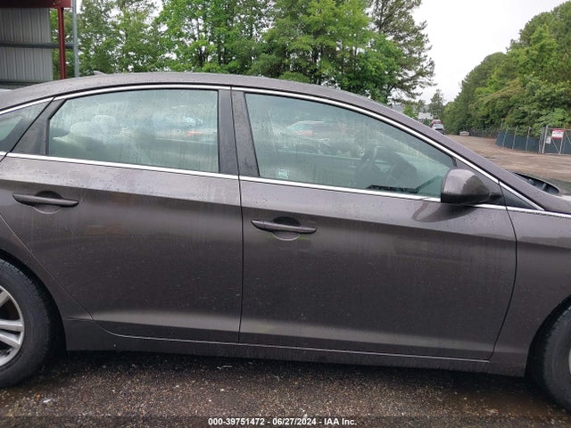 Hyundai SONATA SE 2015 5NPE24AF3FH243193 Image 13