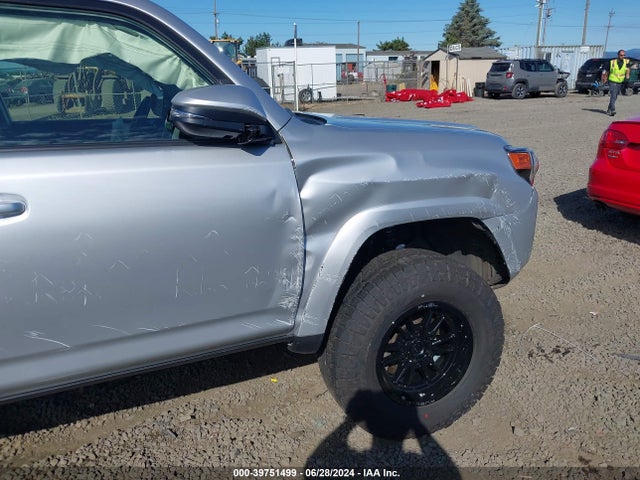 Toyota 4runner Sr5 Premium 2021 JTENU5JR9M5945280 Image 18