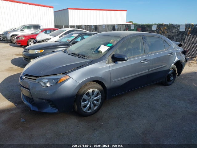 Toyota COROLLA LE 2015 5YFBURHE1FP301313 Image 2