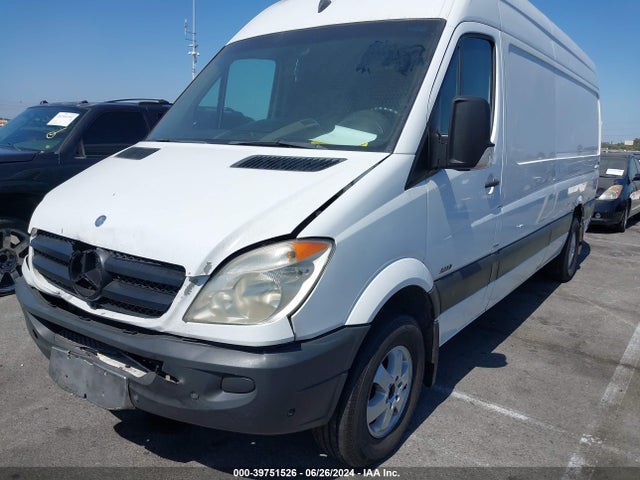 Продажа на аукционе авто 2010 Mercedes-benz Sprinter Van 2500 High Roof, vin: WD3PE8CC8A5463412, номер лота: 39751526
