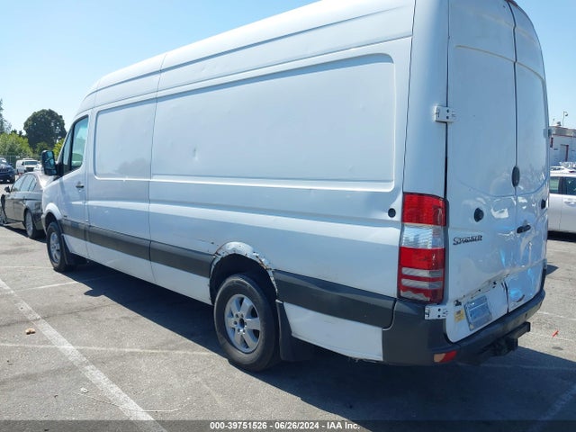 Продажа на аукционе авто 2010 Mercedes-benz Sprinter Van 2500 High Roof, vin: WD3PE8CC8A5463412, номер лота: 39751526