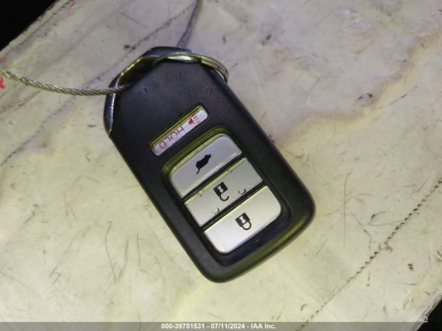5FNYF6H19JB073212 Honda PILOT LX
