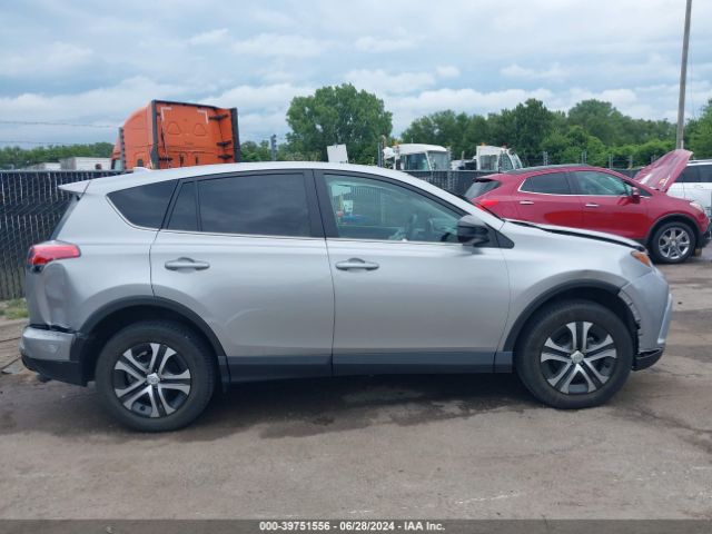 2T3ZFREV1JW486703 Toyota RAV4 LE