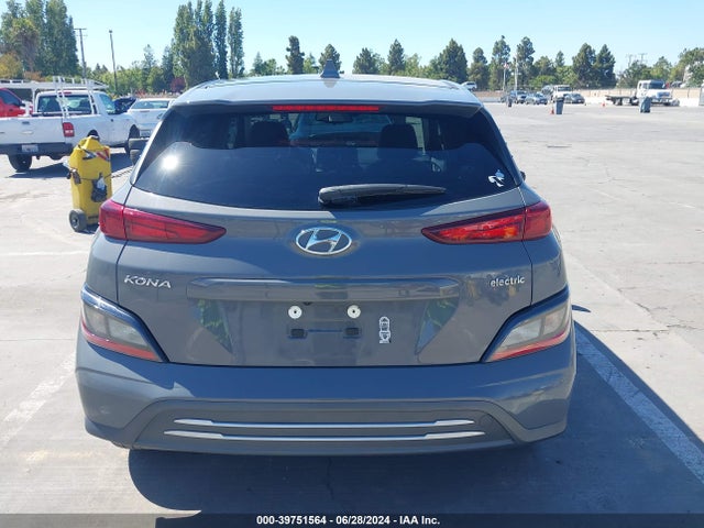 KM8K33AG8NU138216 Hyundai Kona Electric Sel