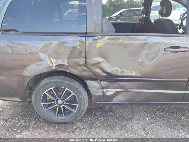 2C4RDGBG4FR530162 Dodge Grand Caravan Se