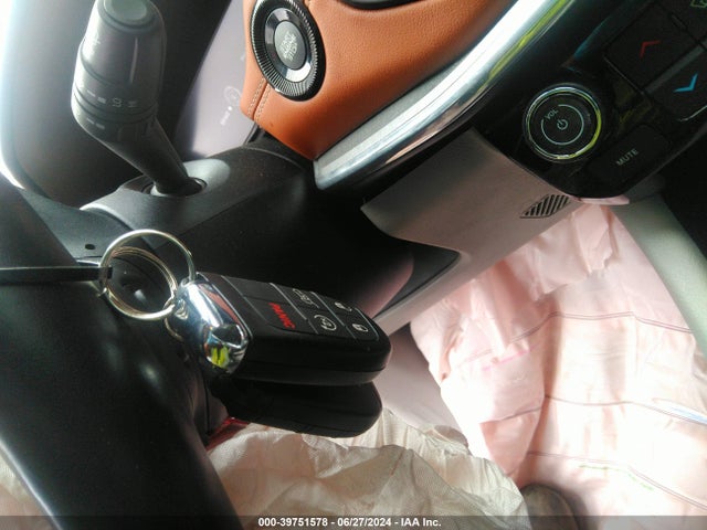 3C4NJDCB7NT192048 Jeep Compass Limited 4x4