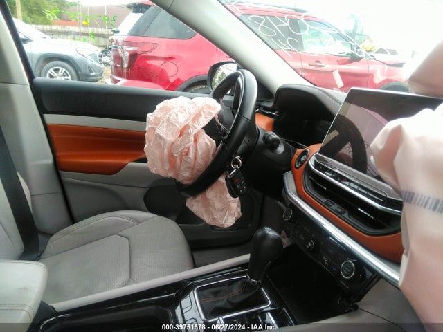 3C4NJDCB7NT192048 Jeep Compass Limited 4x4