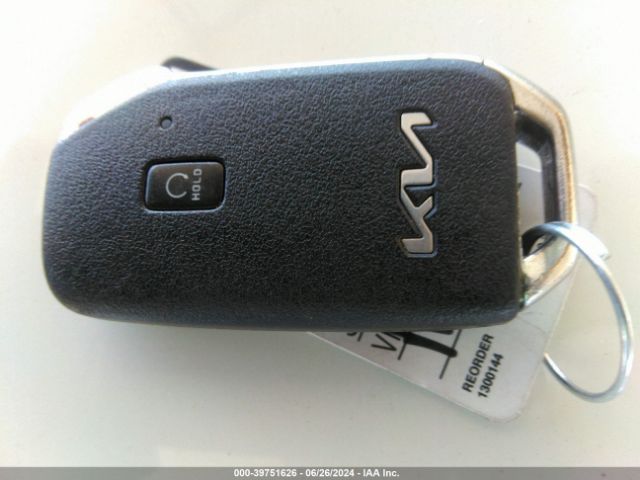 5XYP34HC4NG258471 KIA Telluride Ex