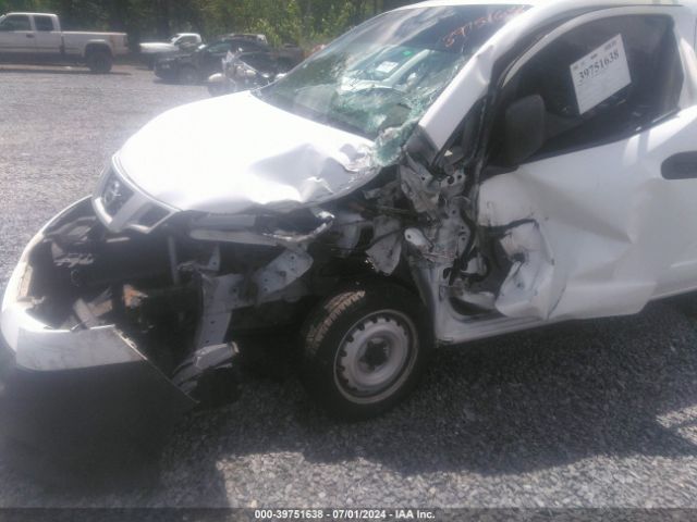 3N6CM0KN8EK698476 Nissan Nv200 S