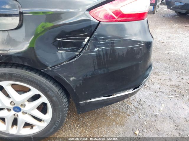 3FA6P0HD7ER275083 Ford FUSION SE