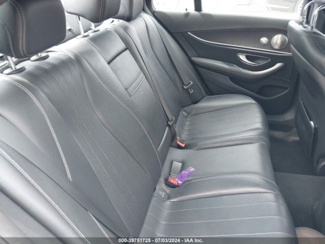 WDDZF4KB4HA217056 Mercedes-Benz E 300 4matic
