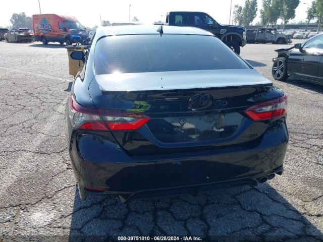 4T1G11AK6NU007340 Toyota Camry Se Nightshade Edition
