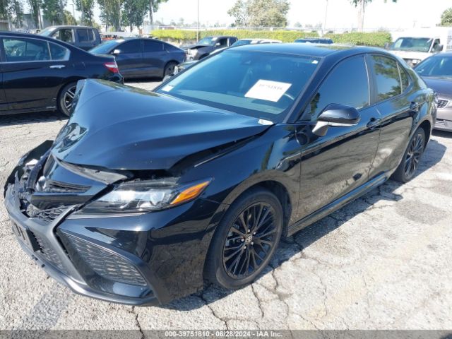 4T1G11AK6NU007340 Toyota Camry Se Nightshade Edition