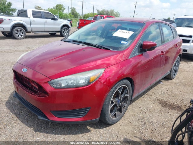 Ford FOCUS SE 2016 1FADP3K23GL262557 Image 2