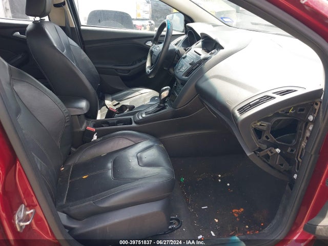 Ford FOCUS SE 2016 1FADP3K23GL262557 Image 5