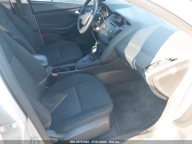 Ford FOCUS SE 2016 1FADP3F29GL381613 Image 5