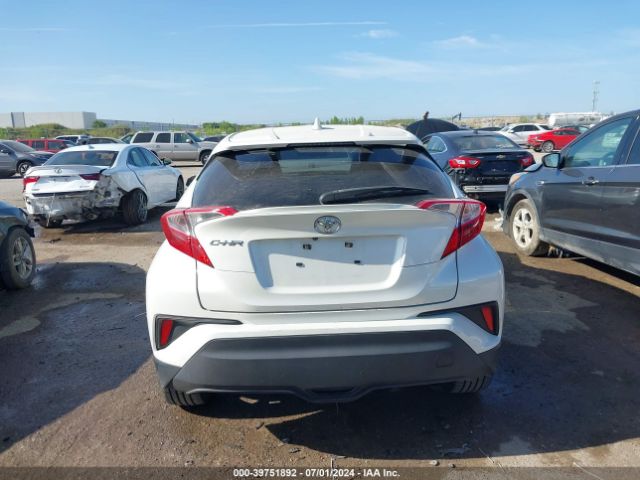 JTNKHMBX3K1053075 Toyota C-HR XLE