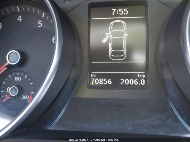 1VWAT7A35HC045665 Volkswagen Passat 1.8t S