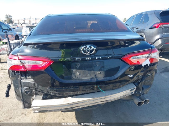 Toyota CAMRY SE 2018 4T1B11HK4JU099686 Image 17