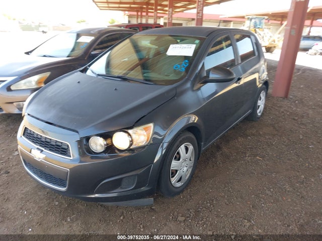 Chevrolet Sonic Ls Auto 2014 1G1JA6SH9E4210824 Image 2