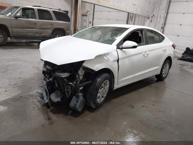 Hyundai ELANTRA SE 2019 5NPD74LF8KH471209 Image 2
