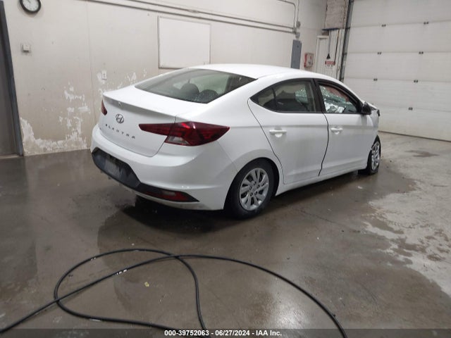Hyundai ELANTRA SE 2019 5NPD74LF8KH471209 Image 4