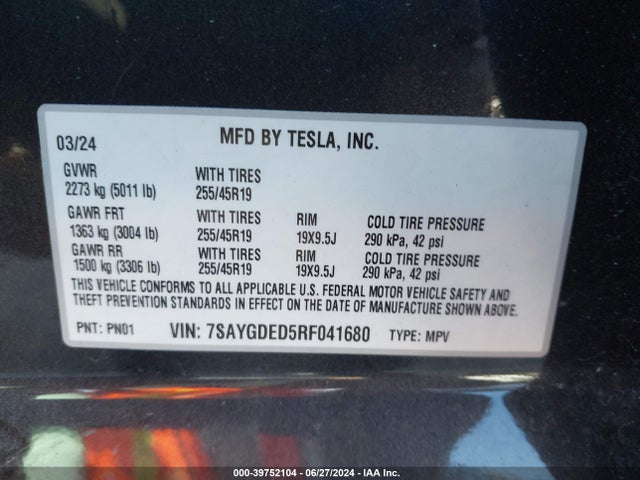 Tesla Model Y Long Range/rwd 2024 7SAYGDED5RF041680 Image 9