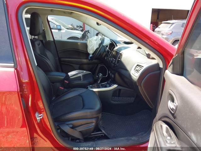 Jeep Compass Latitude 4x4 2018 3C4NJDBBXJT179130 Image 5