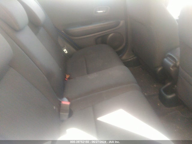 Honda HR-V LX 2018 3CZRU6H33JG716282 Image 8