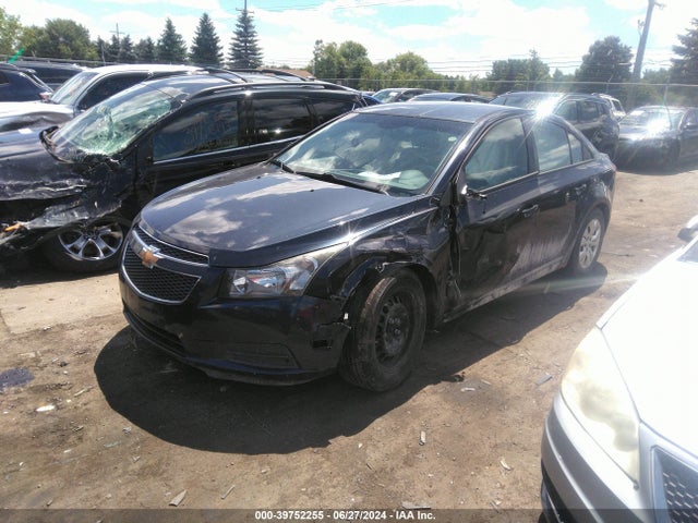 Chevrolet Cruze Ls Auto 2014 1G1PA5SH1E7484361 Image 2