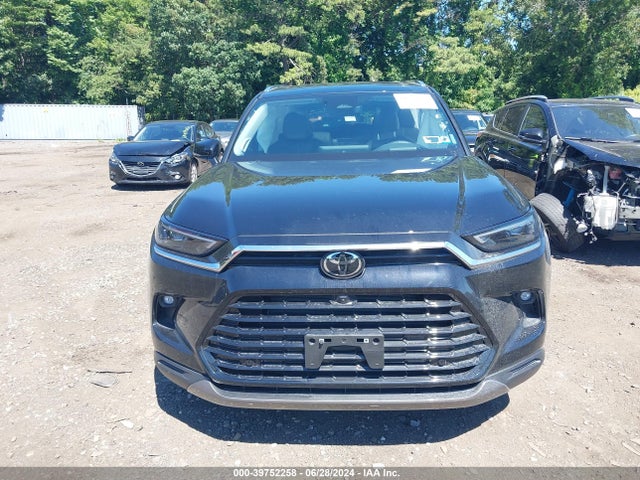 Toyota Grand Highlander Platinum 2024 5TDAAAB5XRS042203 Image 12