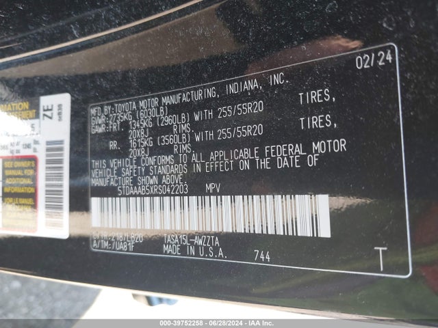 Toyota Grand Highlander Platinum 2024 5TDAAAB5XRS042203 Image 9