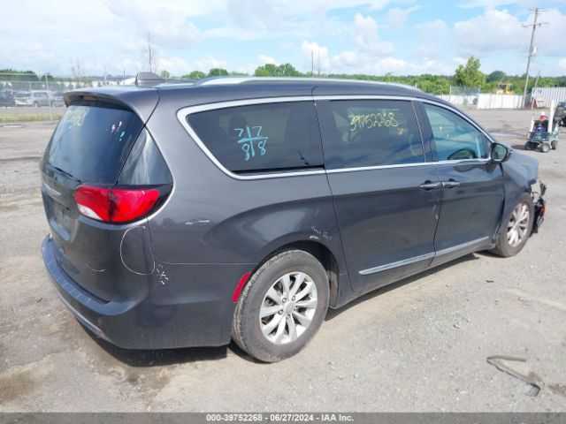 2C4RC1BG1JR115356 Chrysler Pacifica Touring L