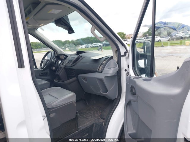 Ford Transit-350 Cab 2018 1FDBF8ZM8JKA71122 Image 5