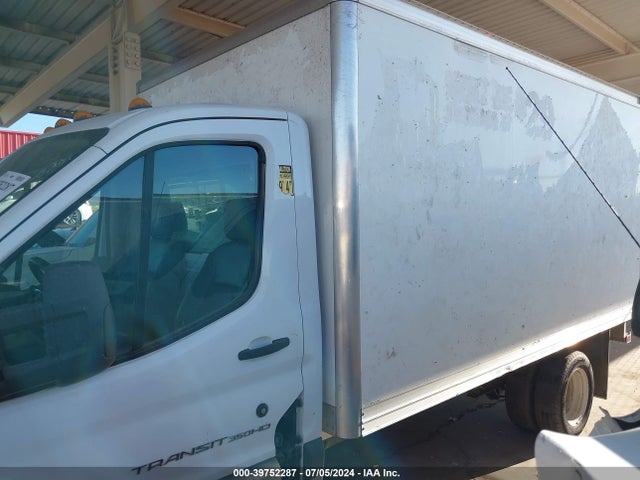 Ford Transit-350 Cab 2018 1FDBF8ZM1JKA65890 Image 14