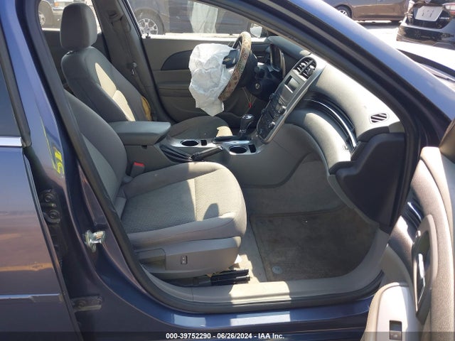 Chevrolet MALIBU LS 2015 1G11B5SL1FF122612 Image 5